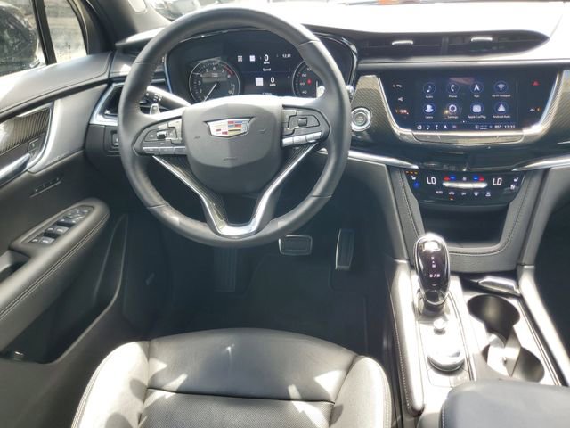 Certified 2023 Cadillac XT6 Sport w/ Technology Package image 16
