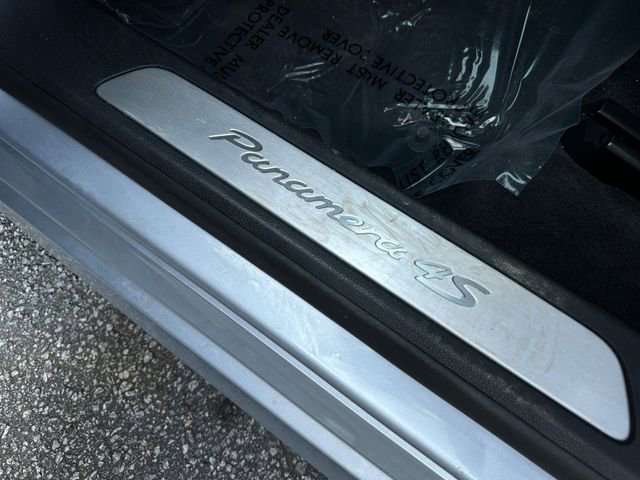 Used 2015 Porsche Panamera 4S image 13