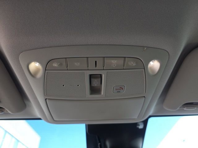 Used 2022 Nissan Rogue Sport SL w/ Premium Package image 21