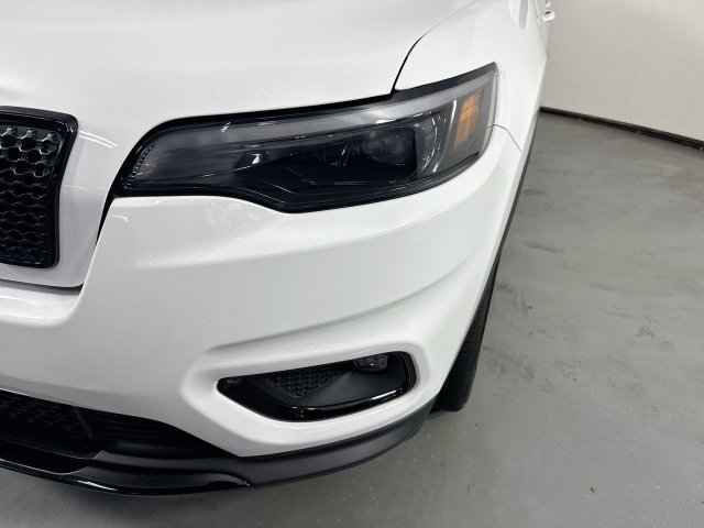 Used 2020 Jeep Cherokee Latitude Plus AWD/4WD image 29