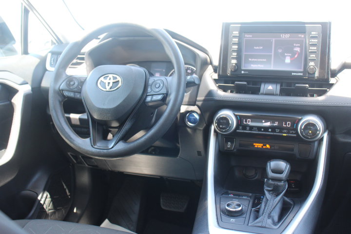 Certified 2021 Toyota RAV4 XLE w/ Convenience Package AWD/4WD image 24