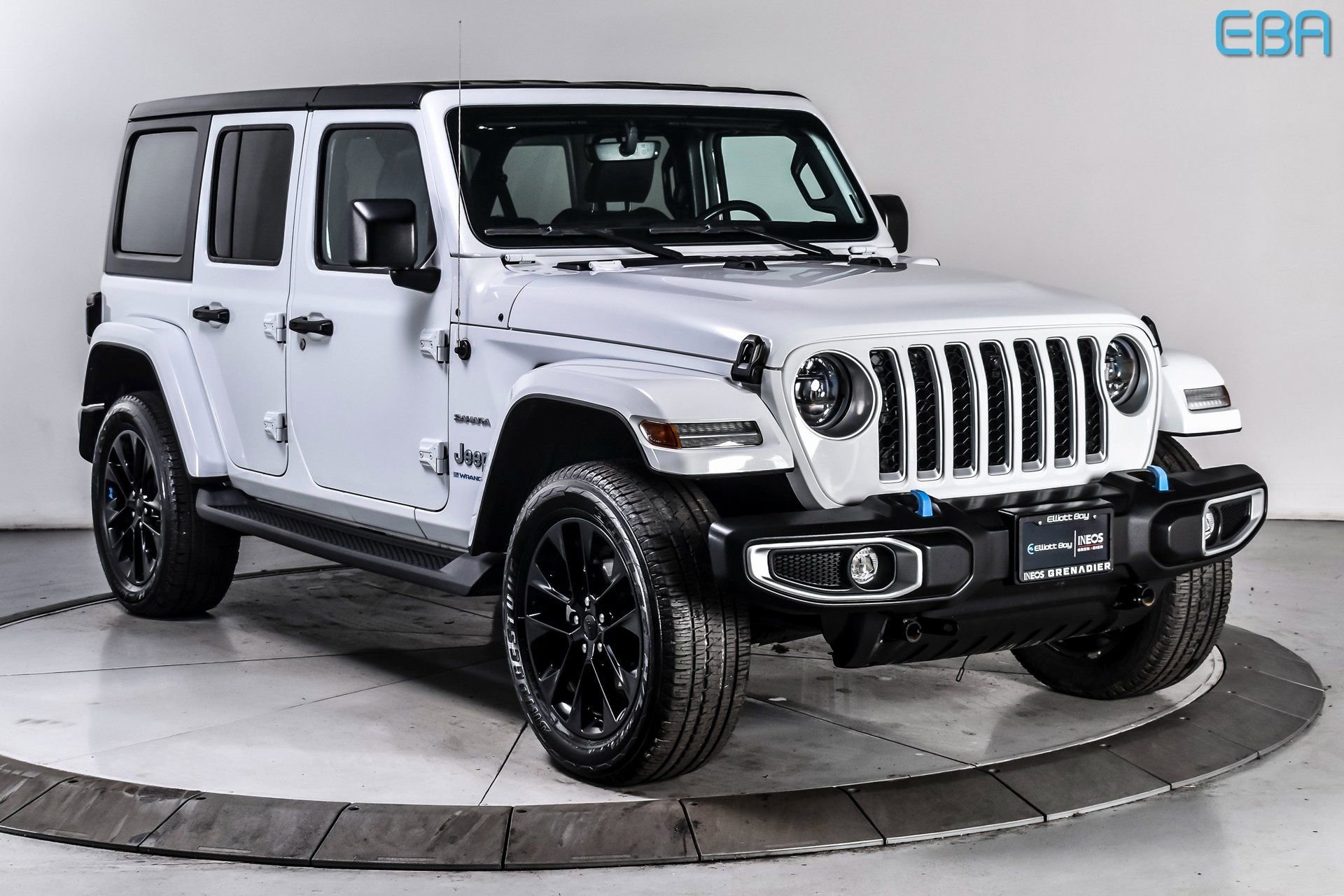Used 2023 Jeep Wrangler Unlimited Sahara w/ Cold Weather Group image 1