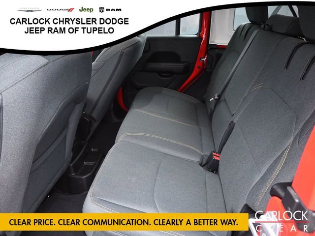 Used 2025 Jeep Wrangler Sahara image 27