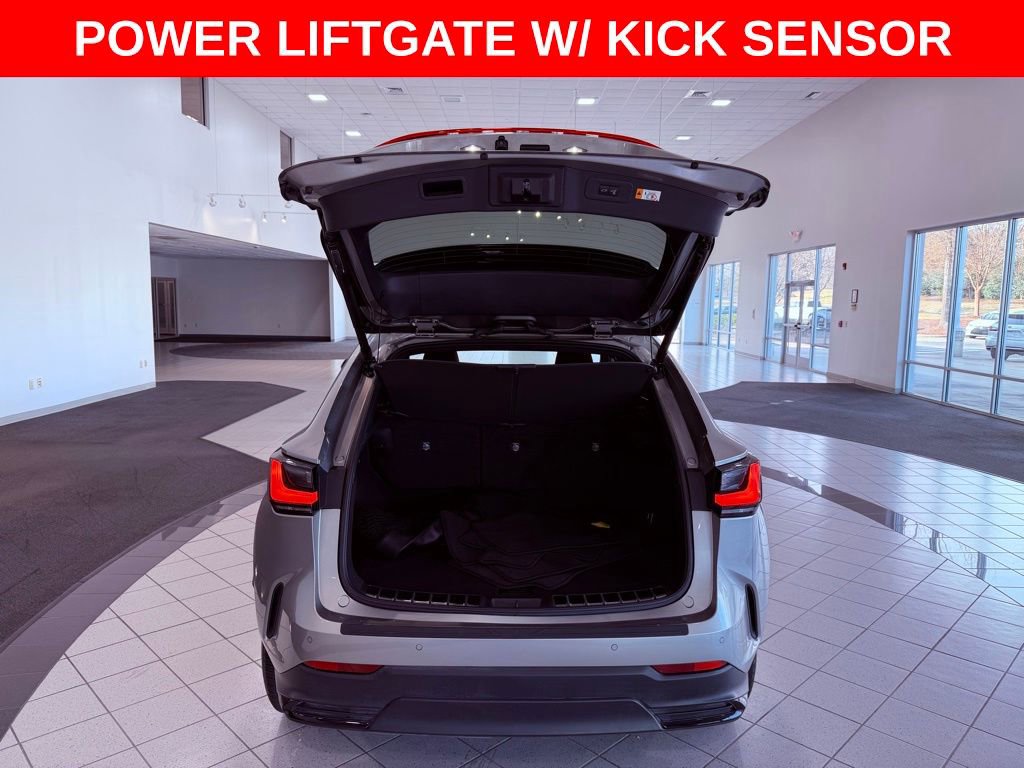 Used 2025 Lexus NX 250 FWD w/ Accessory Package (Z2) image 7