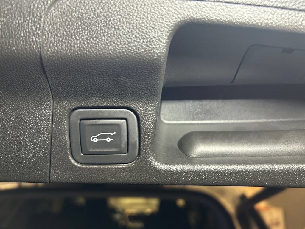 Used 2021 GMC Acadia SLE w/ Driver Convenience Package AWD/4WD image 22