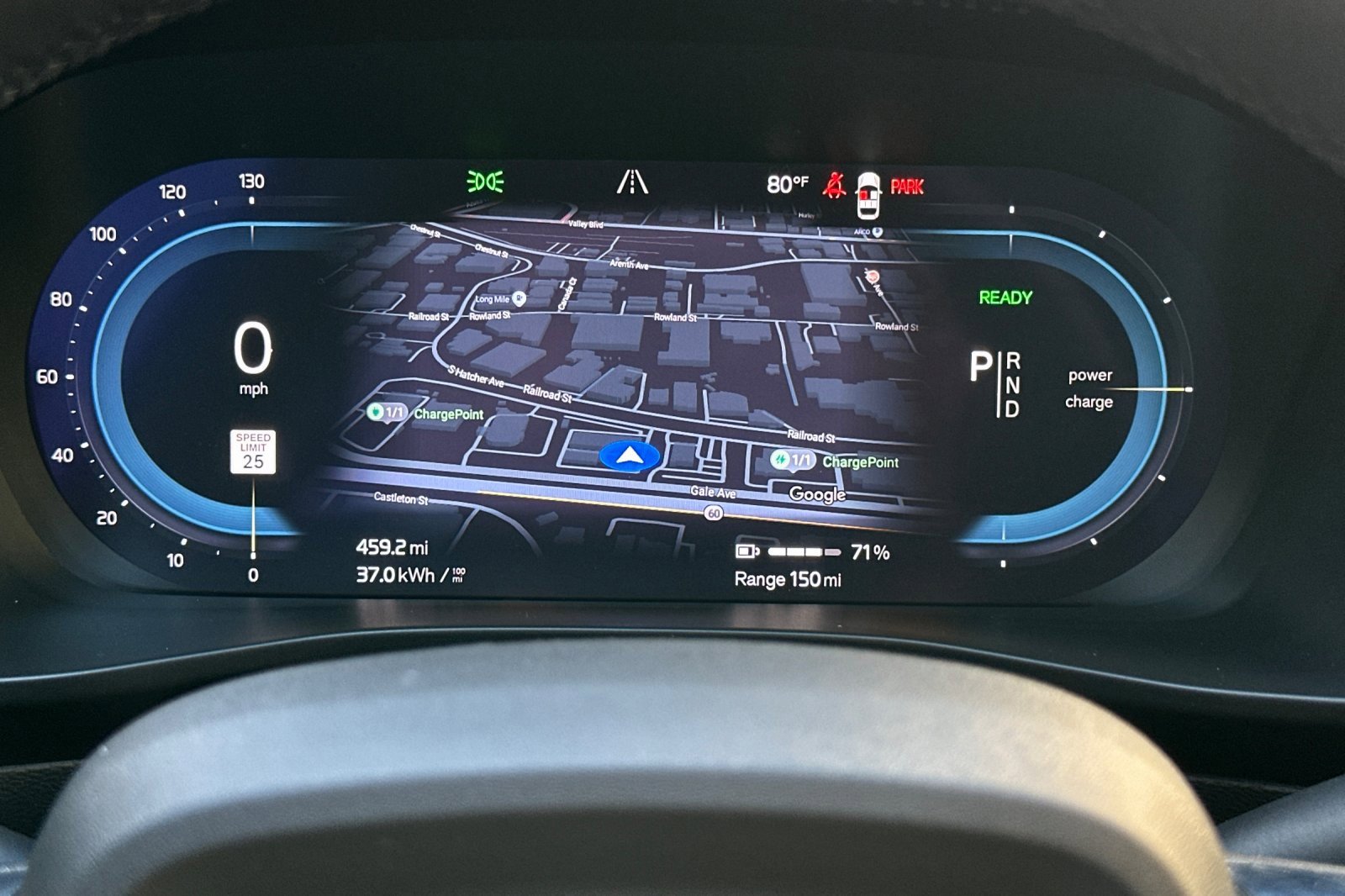 Used 2023 Volvo XC40 Recharge Ultimate image 29