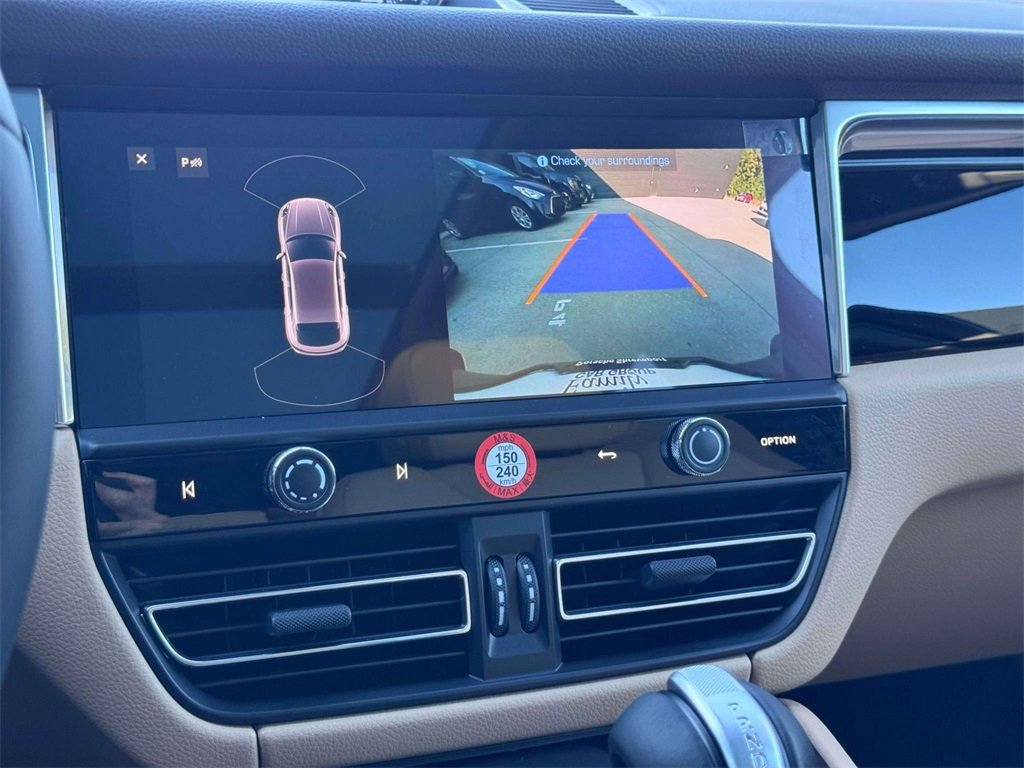 New 2026 Porsche Macan image 23