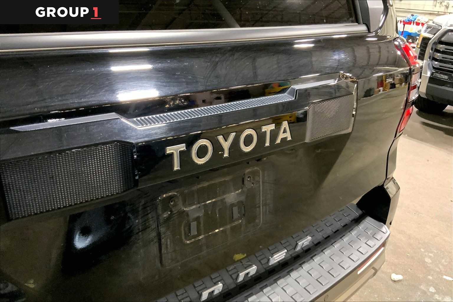 Used 2025 Toyota 4Runner Limited AWD/4WD image 31