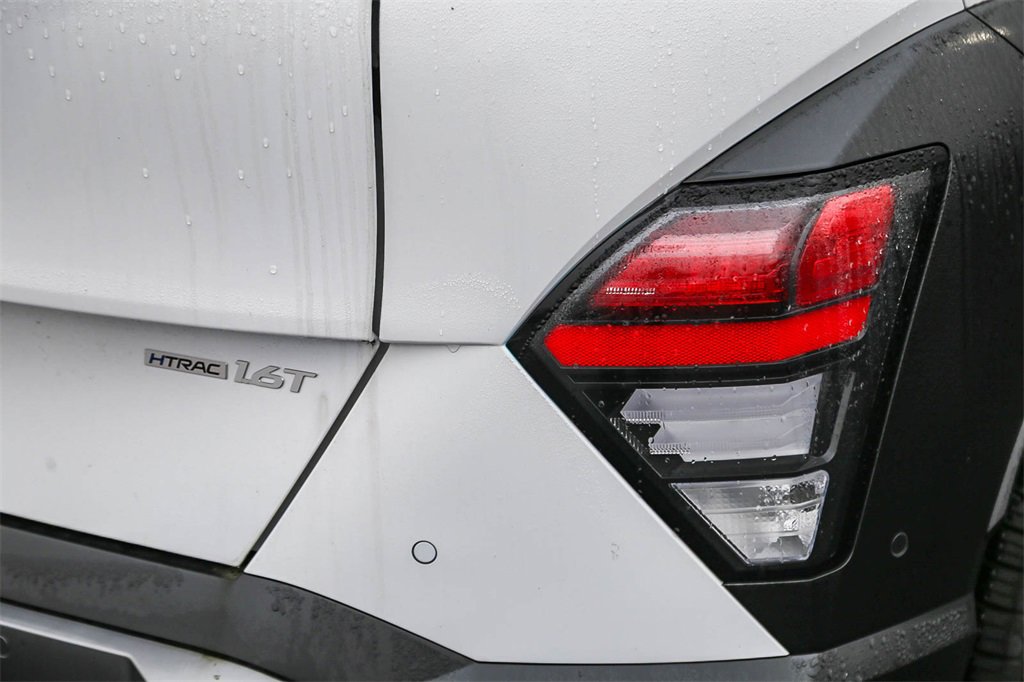 Certified 2025 Hyundai Kona Limited image 10
