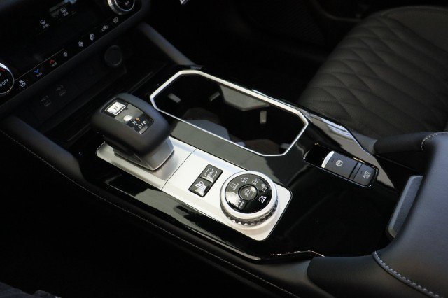 New 2026 Mitsubishi Outlander SEL AWD/4WD image 15