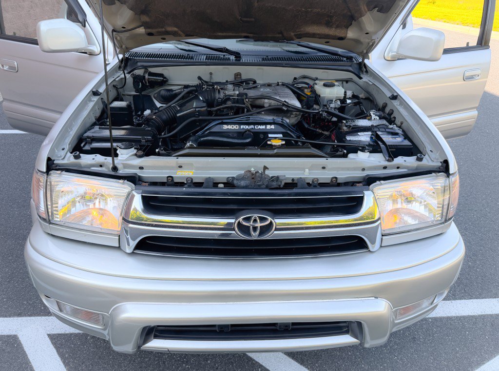 Used 2002 Toyota 4Runner Limited AWD/4WD image 13