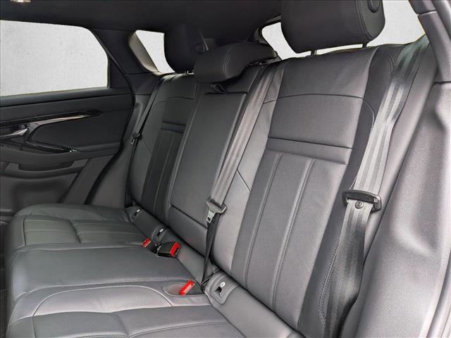 Used 2025 Land Rover Range Rover Evoque Dynamic SE image 19