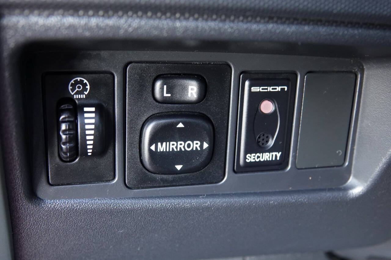 Used 2006 Scion xA FWD image 62