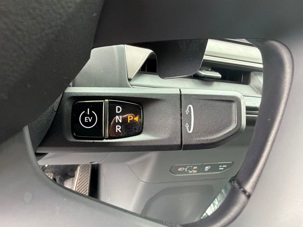 Used 2024 Kia EV9 Wind AWD/4WD image 21