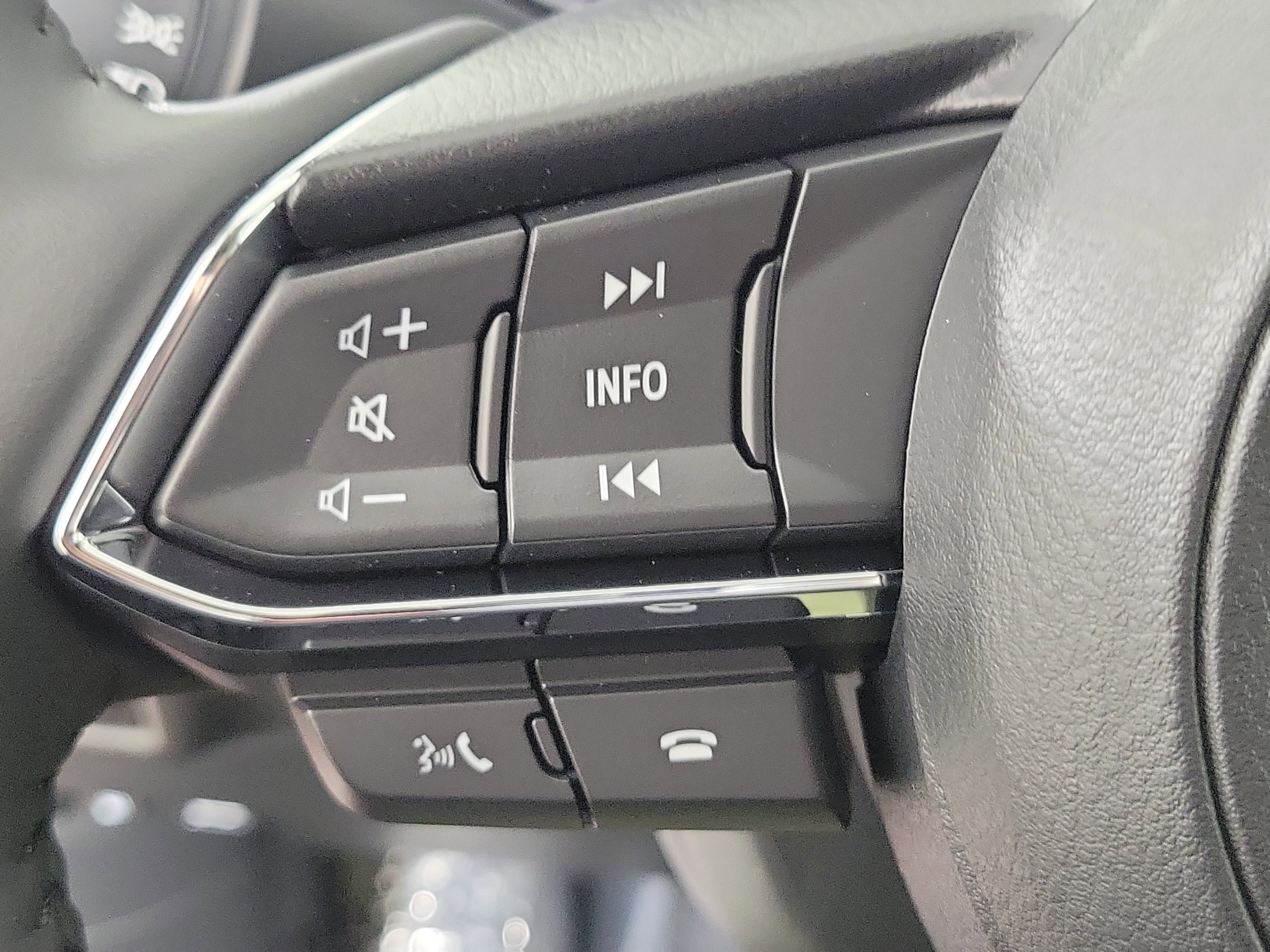 New 2025 MAZDA CX-5 AWD 2.5 S w/ Select Package image 15