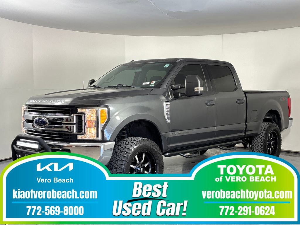 Used 2017 Ford F250 XLT image 1