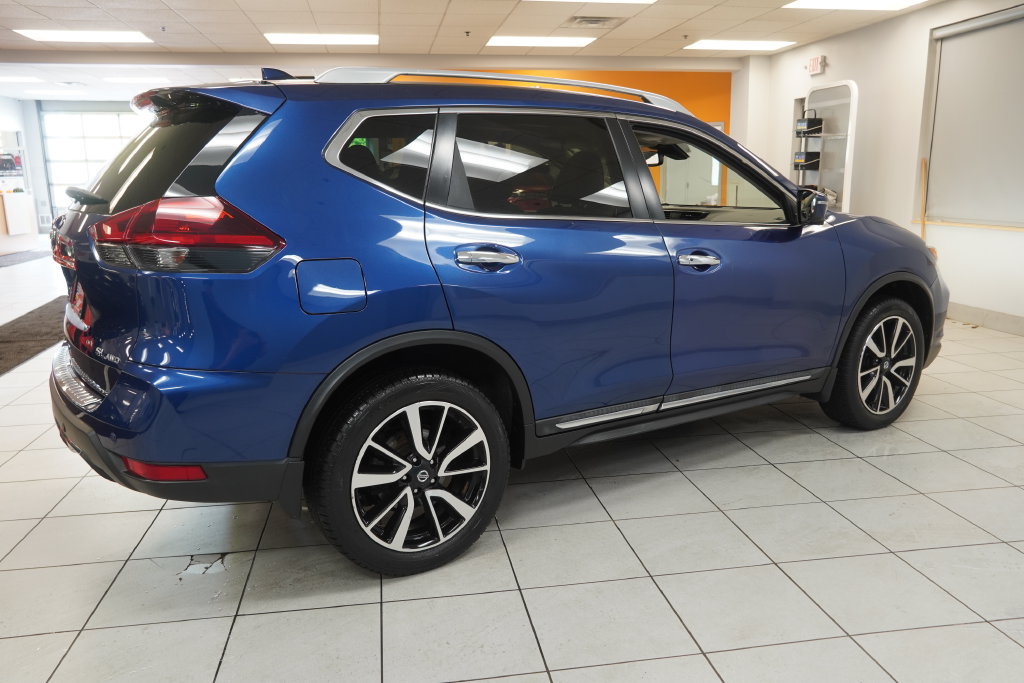Used 2019 Nissan Rogue SL w/ Premium Package AWD/4WD image 12