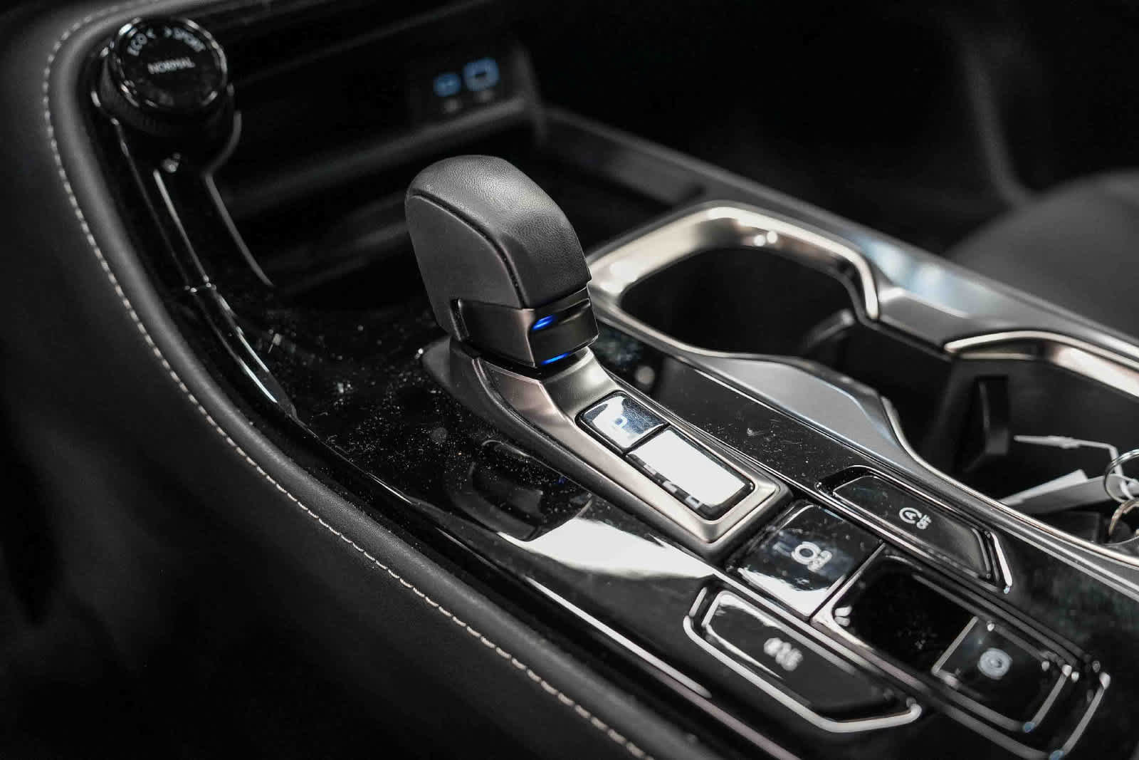 Used 2025 Lexus NX 250 FWD w/ Accessory Package (K3) image 19