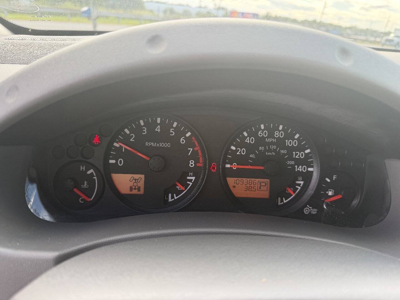 Used 2018 Nissan Frontier SV AWD/4WD image 10