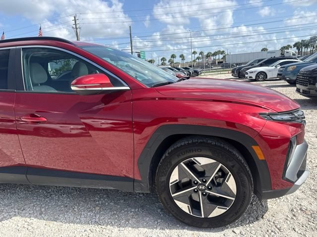 Used 2025 Hyundai Tucson SEL FWD image 4