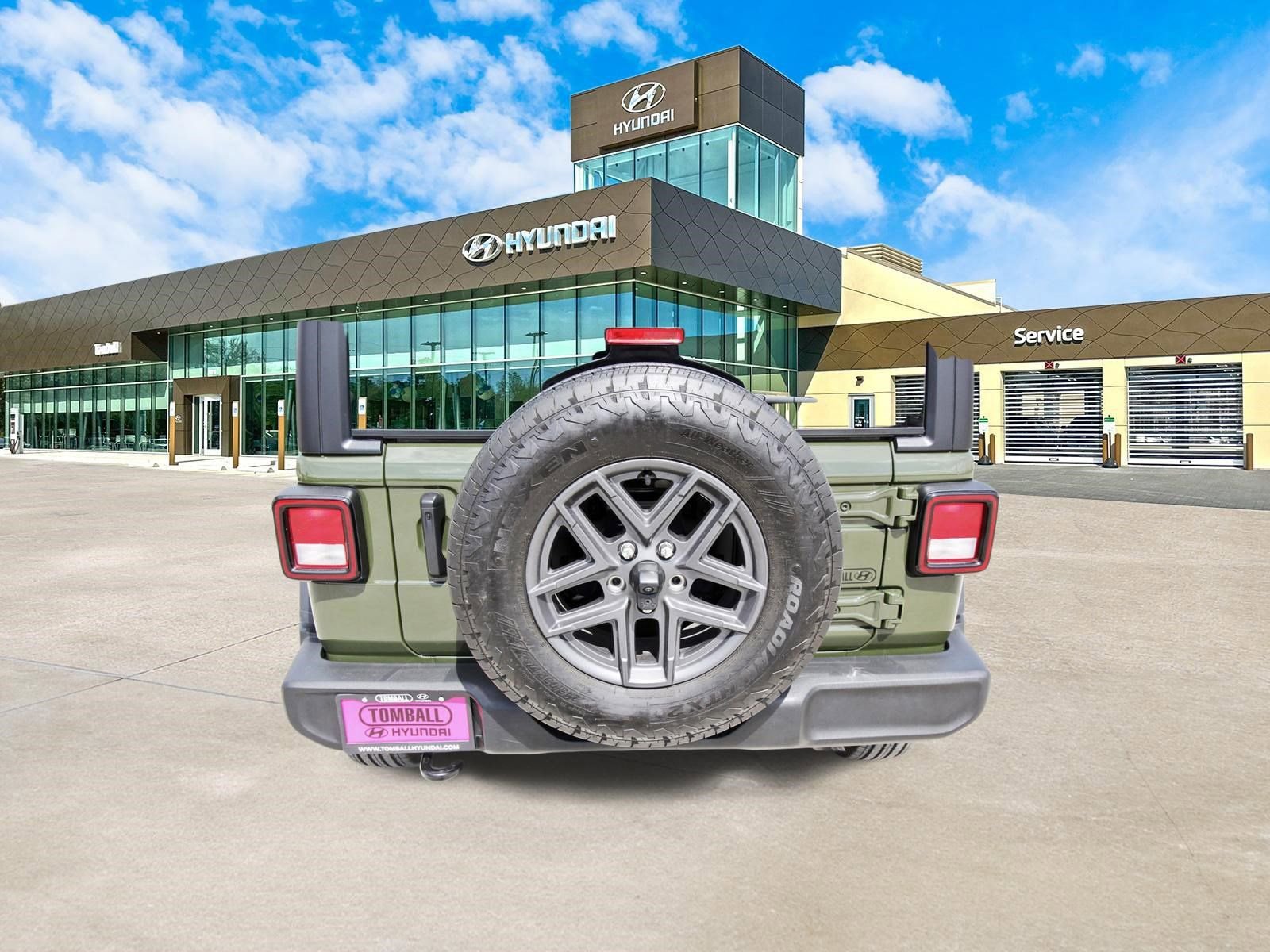 Used 2024 Jeep Wrangler Sport S image 31