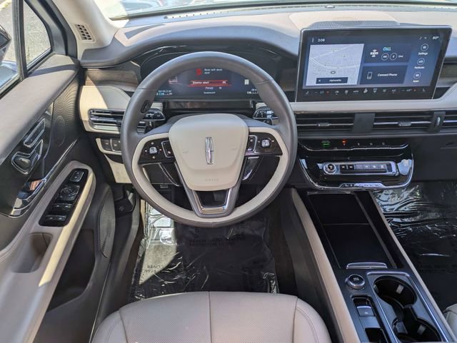 Certified 2023 Lincoln Corsair Reserve image 17