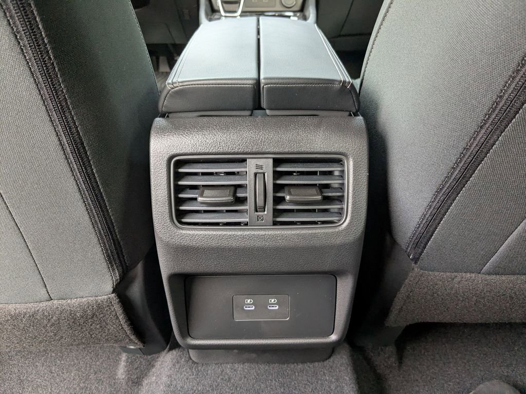 New 2026 Nissan Rogue SV image 25