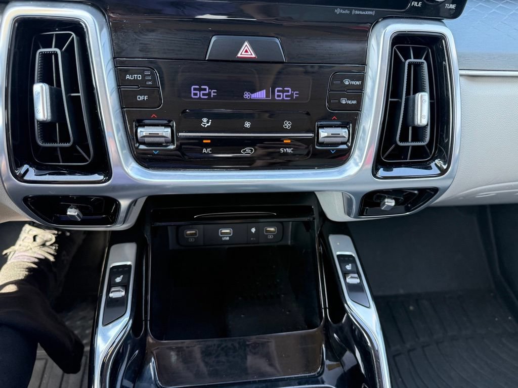 Used 2023 Kia Sorento SX FWD image 20