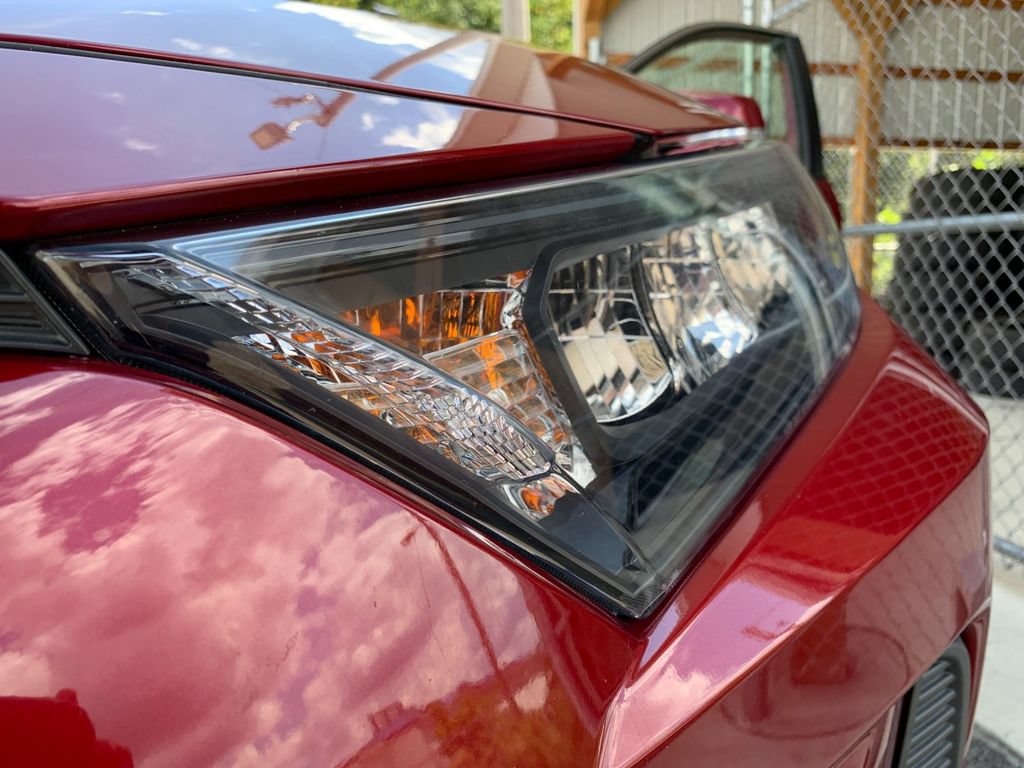 Used 2021 Toyota RAV4 LE AWD/4WD image 36