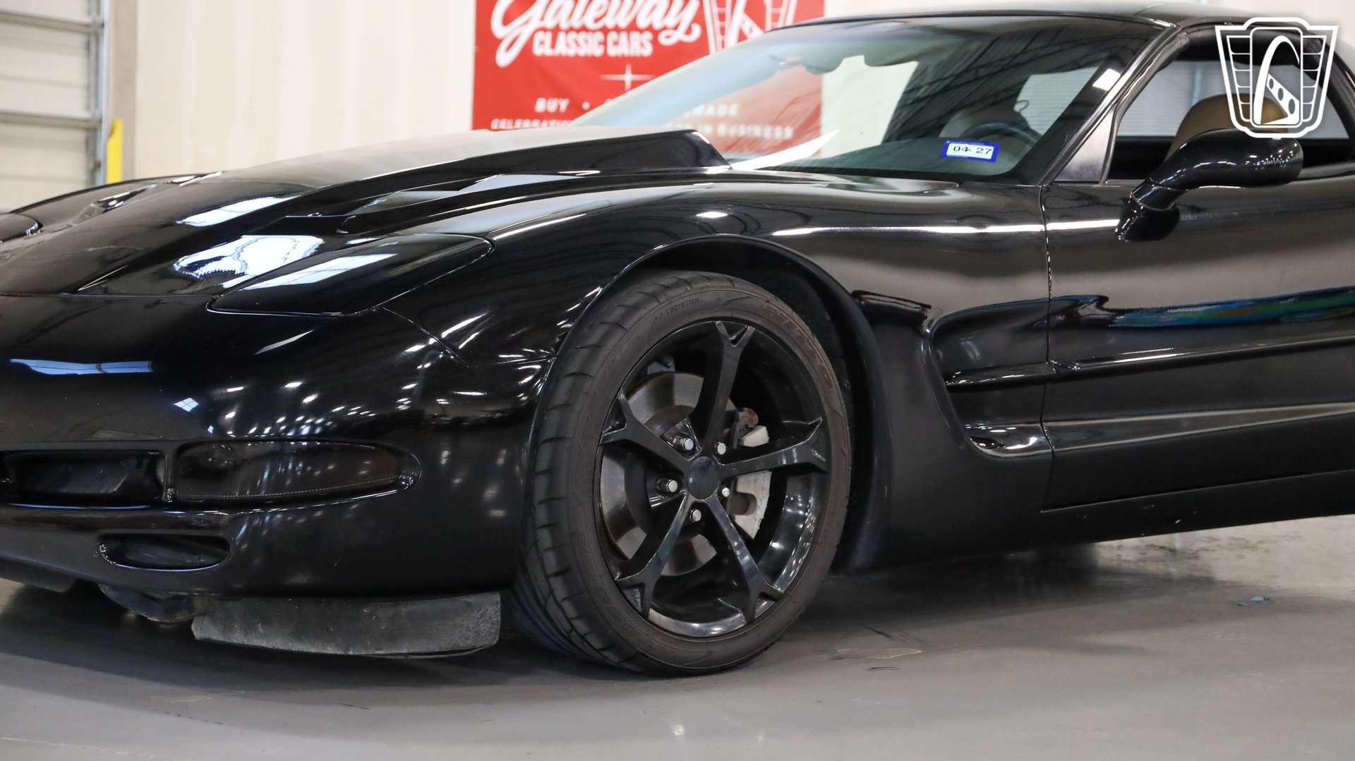 Used 1999 Chevrolet Corvette Coupe w/ Roof Pkg RWD image 36
