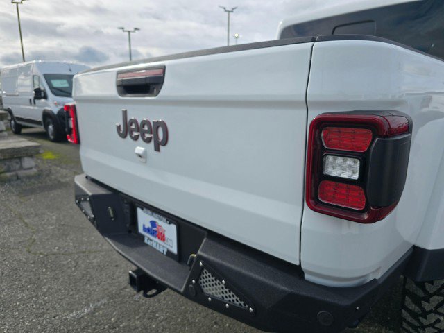 Used 2020 Jeep Gladiator Rubicon w/ LED Lighting Group AWD/4WD image 17