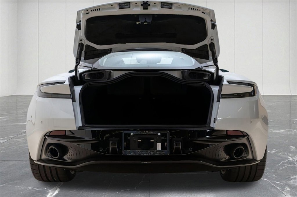 New 2025 Aston Martin DB12 Coupe image 9