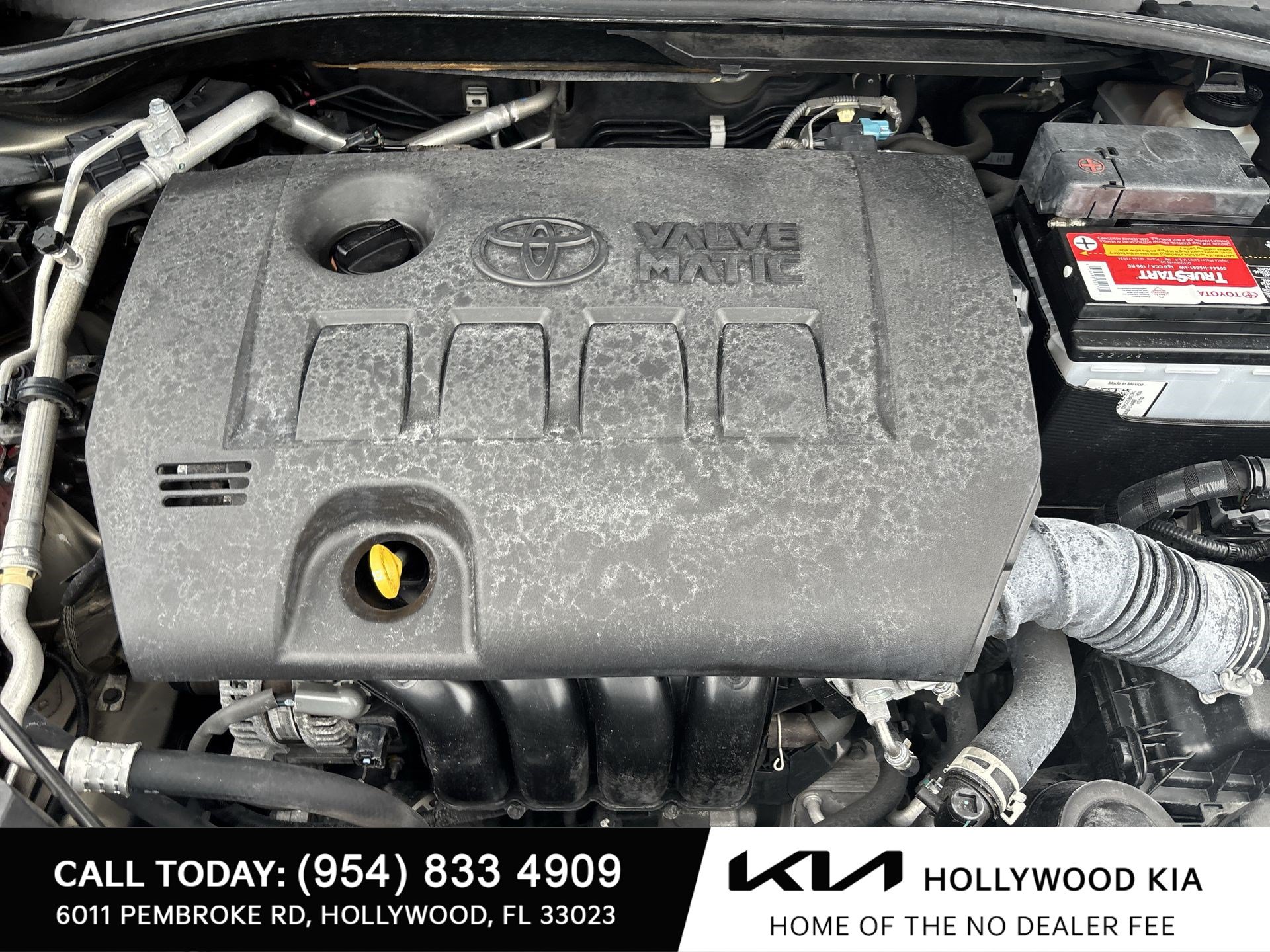 Used 2021 Toyota C-HR XLE FWD image 17