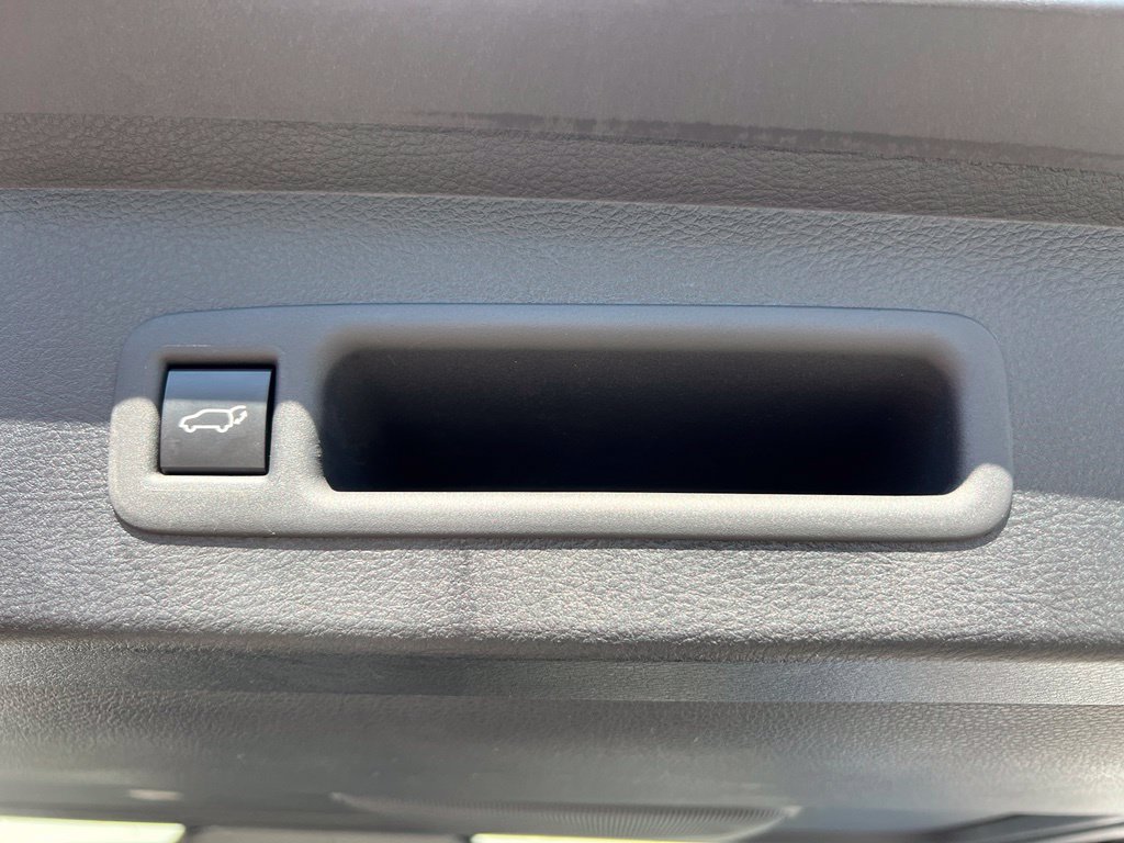 Certified 2026 Toyota Sienna LE AWD/4WD image 42