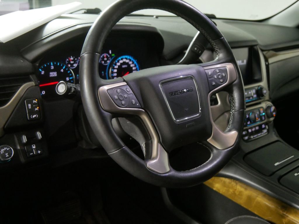 Used 2017 GMC Yukon Denali w/ Open Road Package AWD/4WD image 14