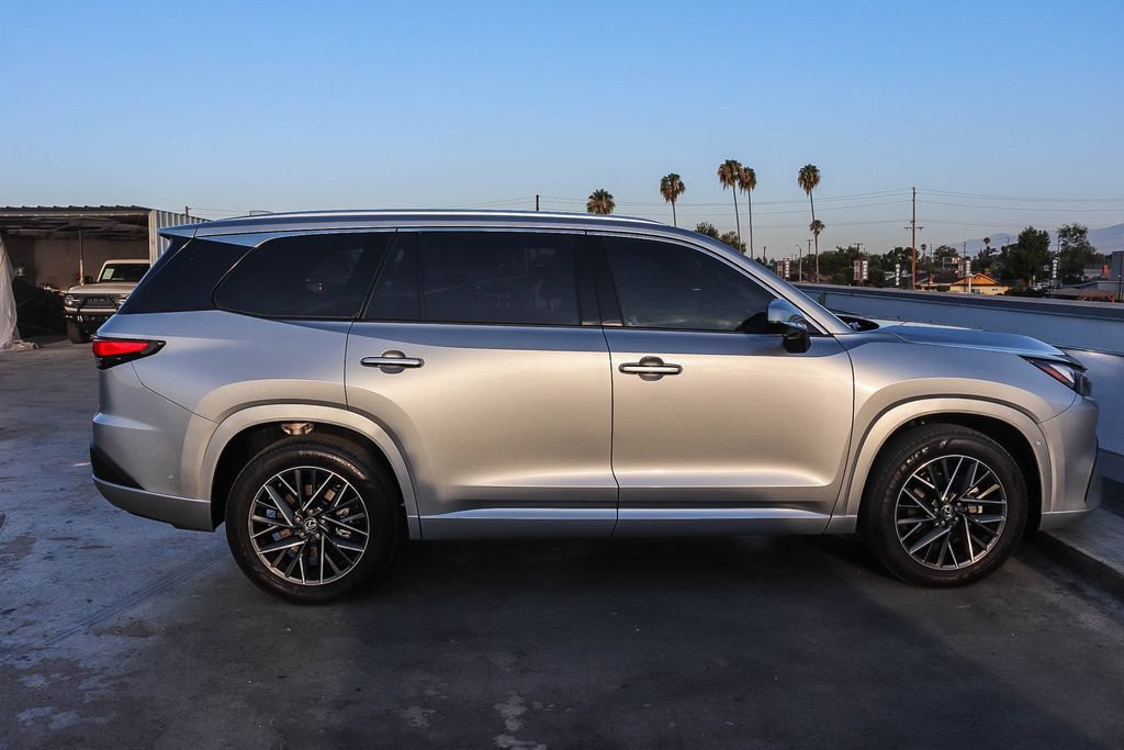 Used 2025 Lexus TX 350 AWD w/ Technology Package image 13