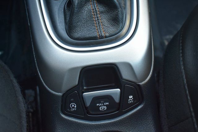 Used 2018 Jeep Compass Latitude w/ Popular Equipment Group image 29