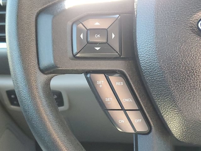 Used 2015 Ford F150 XLT AWD/4WD image 11