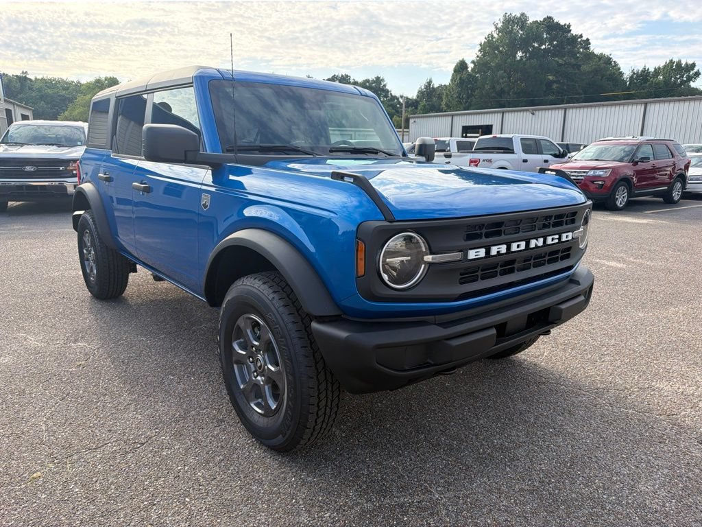 New 2026 Ford Bronco Big Bend AWD/4WD image 3