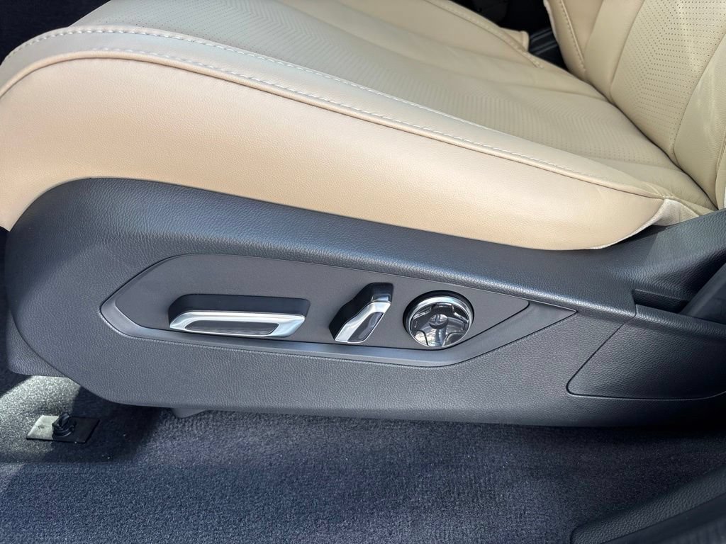 New 2026 Acura MDX w/ Technology Package FWD image 15