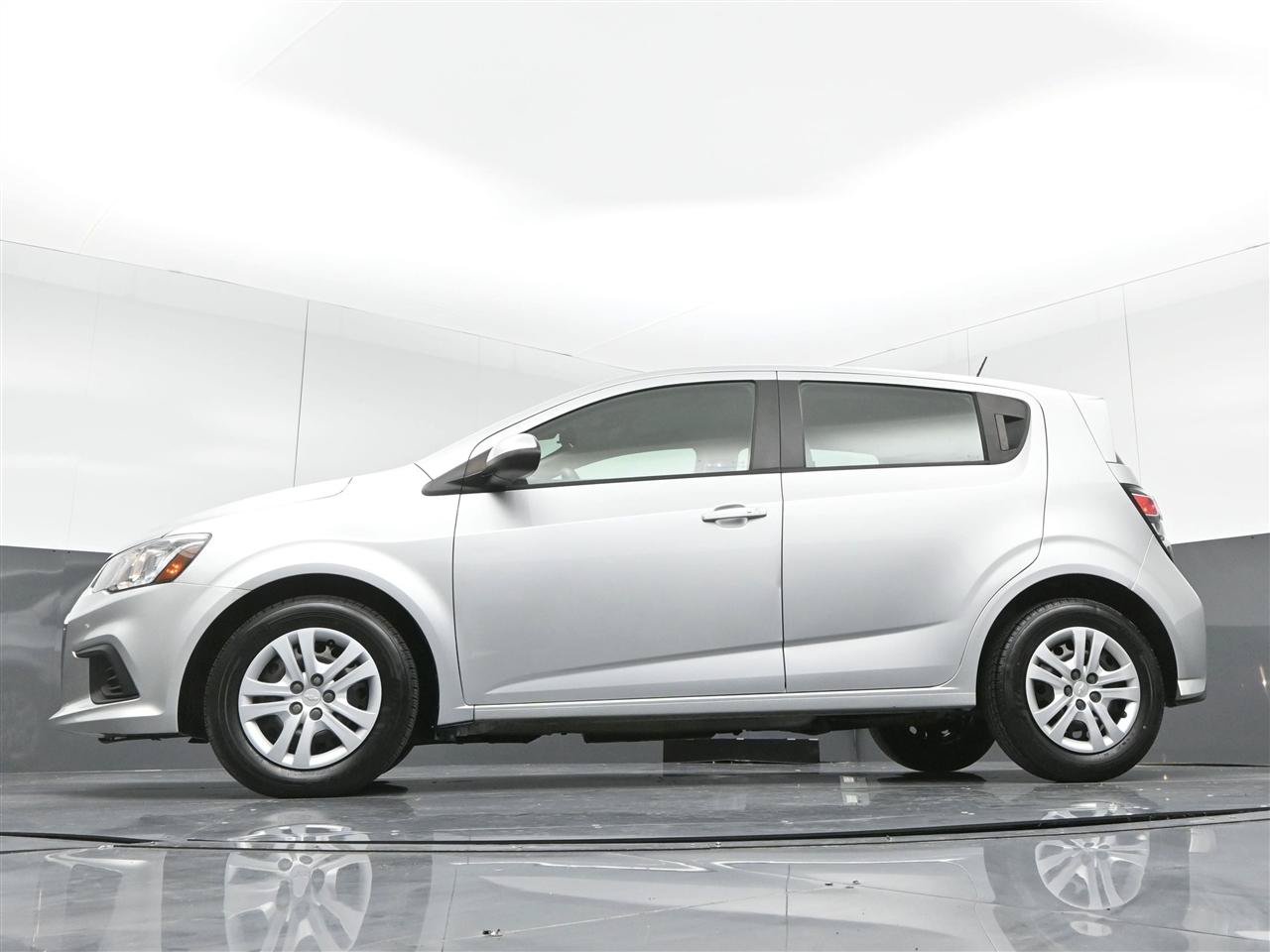Used 2020 Chevrolet Sonic LT FWD image 36