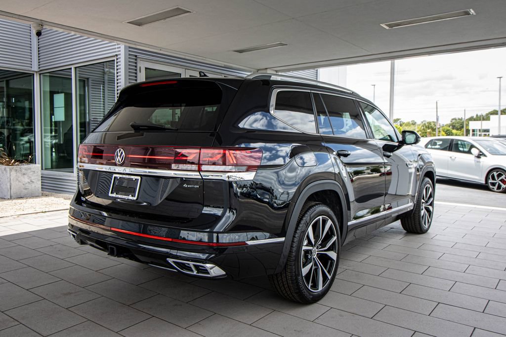 New 2026 Volkswagen Atlas SEL Premium R-Line AWD/4WD image 2