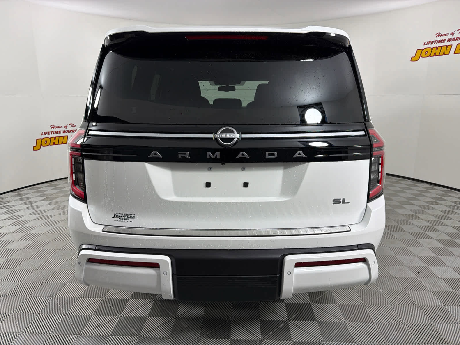 New 2026 Nissan Armada SL w/ Captain's Chari Seat Package image 4