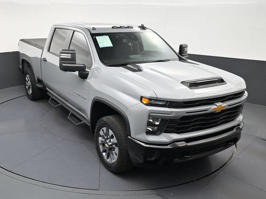 Used 2025 Chevrolet Silverado 2500 Custom w/ Custom Value Package AWD/4WD image 19