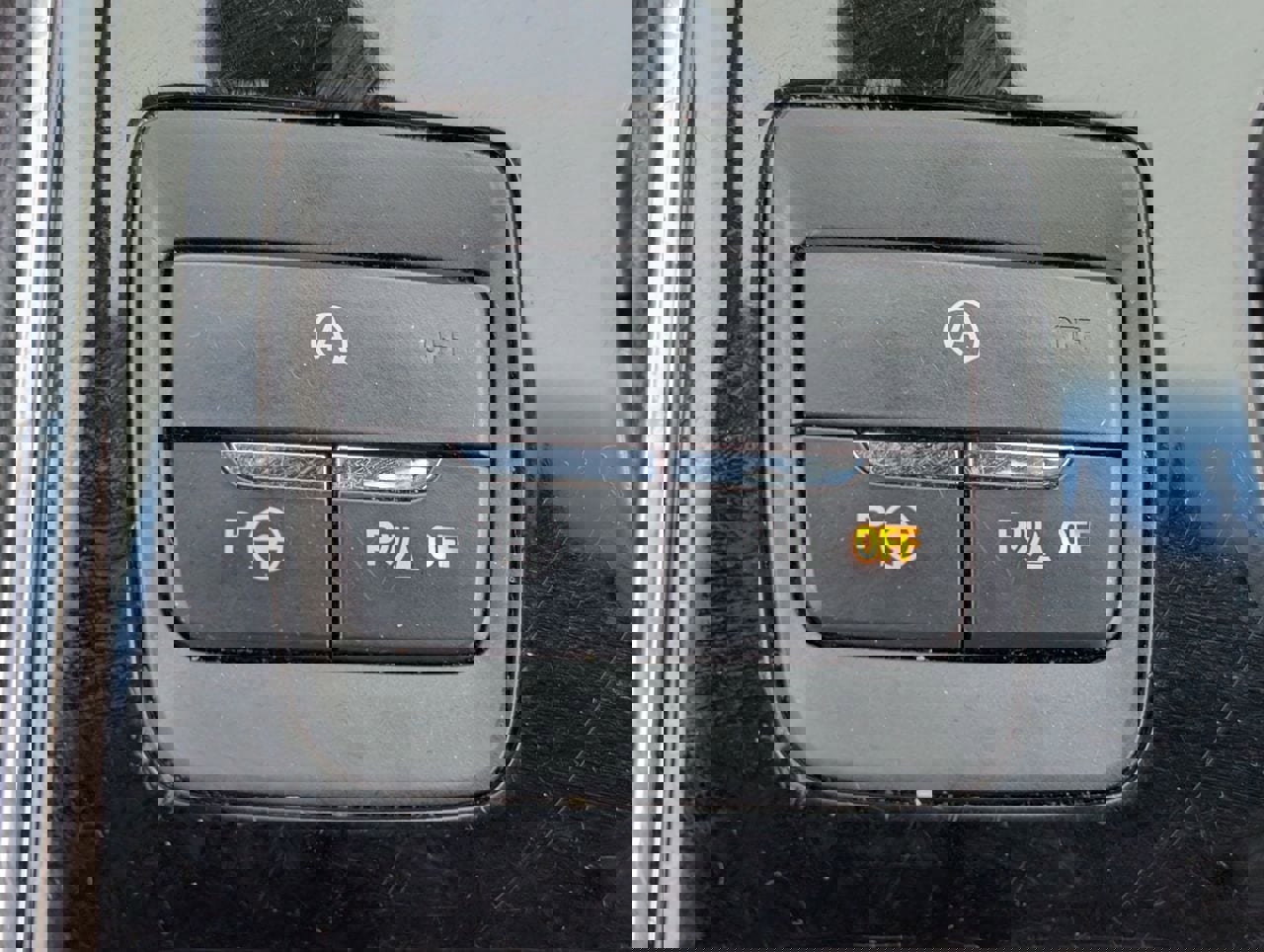 Used 2019 Ford Edge ST w/ Equipment Group 401A image 17