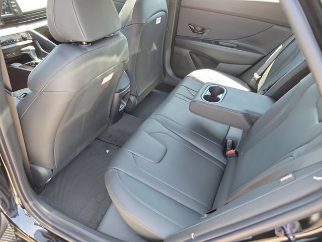 New 2026 Hyundai Elantra SEL Sport FWD image 27