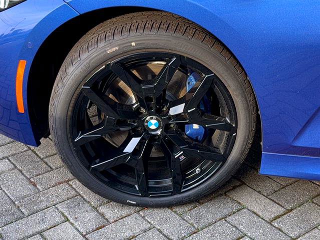 New 2026 BMW 330i xDrive Sedan w/ M Sport Package AWD/4WD image 31