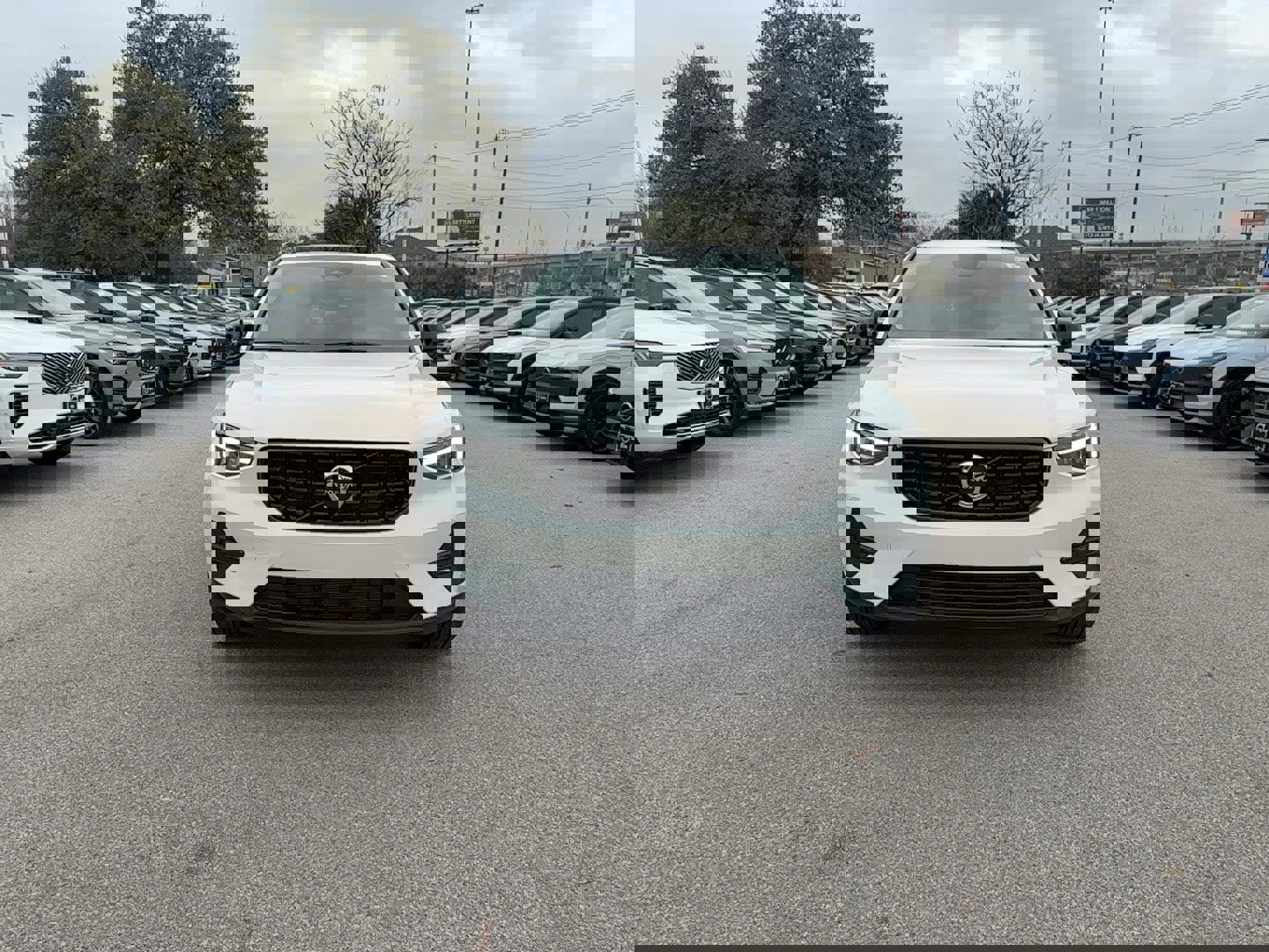 New 2026 Volvo XC40 B4 Core image 8