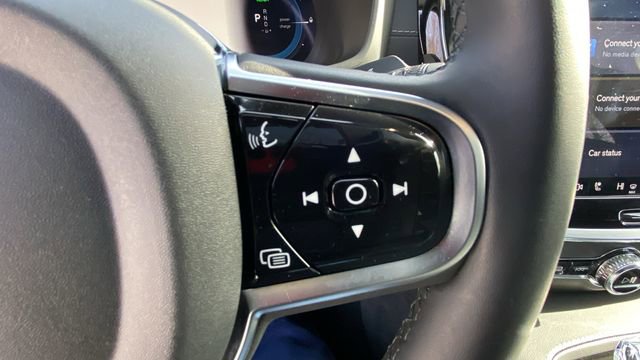 Used 2025 Volvo S60 T8 Ultra image 25