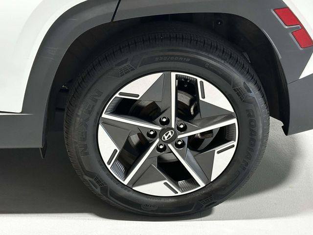 Certified 2025 Hyundai Tucson SEL AWD/4WD image 10